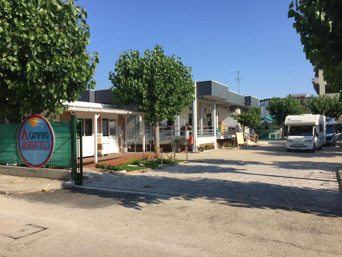 Camping Adriatico Мартинсикуро Екстериор снимка